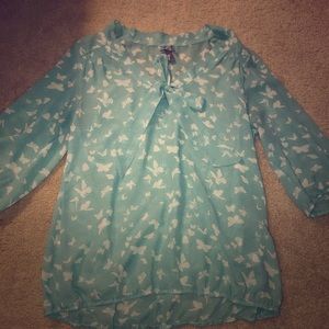 Women’s size large blouse